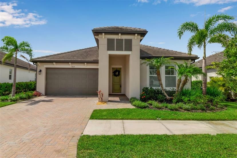 SELLER OFFERING $5,000 BUYER CREDIT TOWARDS CLOSING